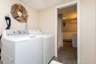 63 Bow St, Saugus, MA 01906 - Photo 27