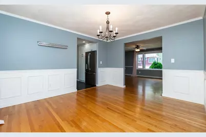 63 Bow St, Saugus, MA 01906 - Photo 7