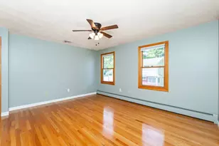63 Bow St, Saugus, MA 01906 - Photo 13