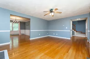 63 Bow St, Saugus, MA 01906 - Photo 5