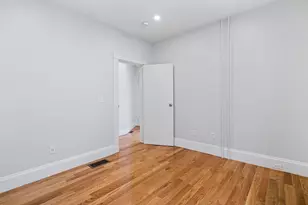 35 Newport St, Boston, MA 02125 - Photo 11