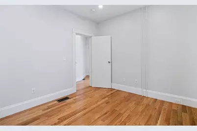 35 Newport Street, Boston, MA 02125 - Photo 11