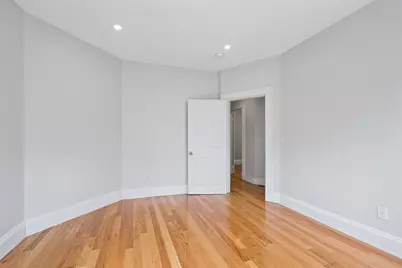 35 Newport Street, Boston, MA 02125 - Photo 9