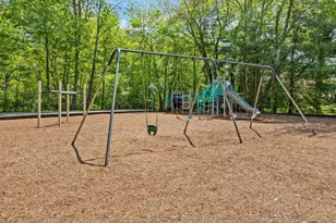 1510 Skyline Dr, Lowell, MA 01854 - Photo 19