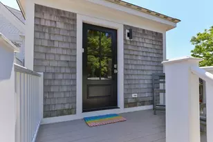 134 Commercial St, Provincetown, MA 02657 - Photo 25