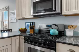 134 Commercial St, Provincetown, MA 02657 - Photo 21