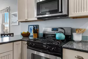 134 Commercial St, Provincetown, MA 02657 - Photo 21