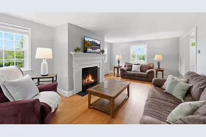 64 Fales St, Worcester, MA 01606 - Photo 5