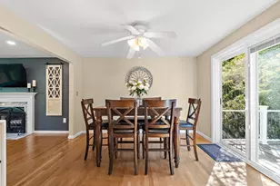 26 Fleetwood Dr, Norfolk, MA 02056 - Photo 9