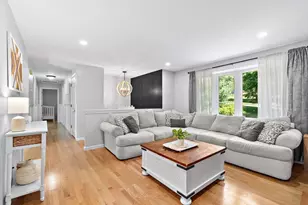 26 Fleetwood Dr, Norfolk, MA 02056 - Photo 5