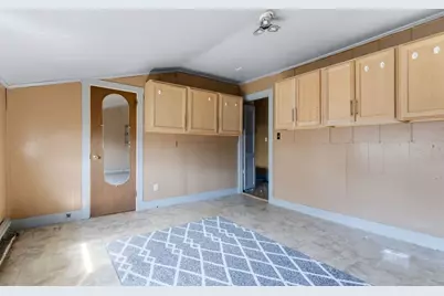 116 Irving St, Fall River, MA 02723 - Photo 17