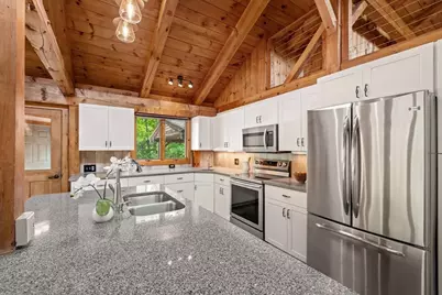 3 Whitman Pl, Beverly, MA 01915 - Photo 5