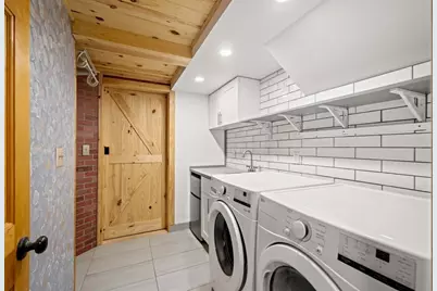 3 Whitman Pl, Beverly, MA 01915 - Photo 23