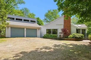 3 Whitman Pl, Beverly, MA 01915 - Photo 27