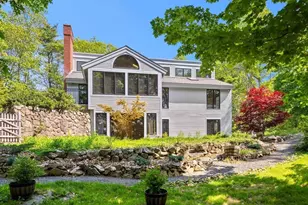 3 Whitman Pl, Beverly, MA 01915 - Photo 1