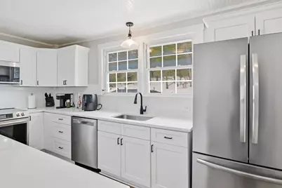 46 Smith St, Palmer, MA 01069 - Photo 13