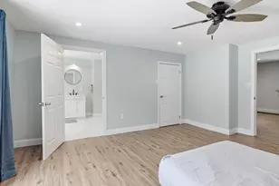 46 Smith St, Palmer, MA 01069 - Photo 9
