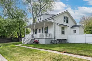 136 Collins St, Attleboro, MA 02703 - Photo 3