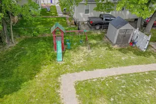 136 Collins St, Attleboro, MA 02703 - Photo 15