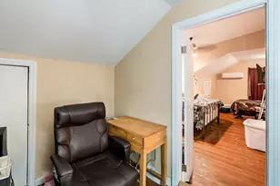 136 Collins St, Attleboro, MA 02703 - Photo 23