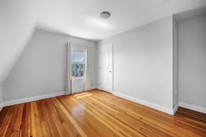 135 Bellingham St, Chelsea, MA 02150 - Photo 21