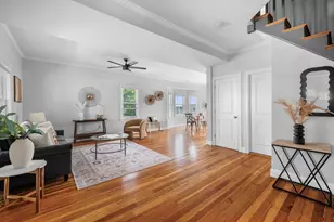 135 Bellingham St, Chelsea, MA 02150 - Photo 3