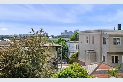 135 Bellingham St, Chelsea, MA 02150 - Photo 19