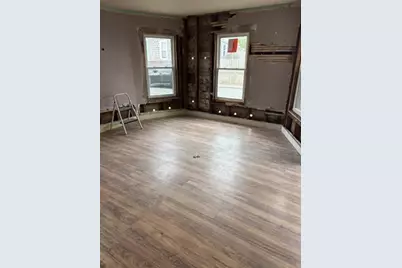 21 Harold Ave, Gloucester, MA 01930 - Photo 7