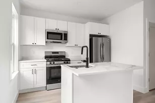 467 E 3rd St, Boston, MA 02127 - Photo 3