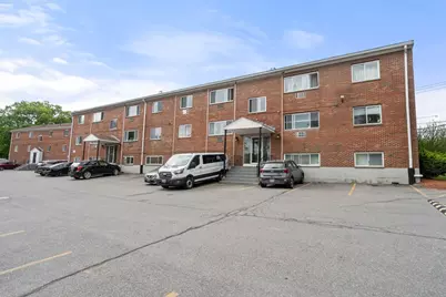 135 Winthrop St #4A, Framingham, MA 01702 - Photo 1