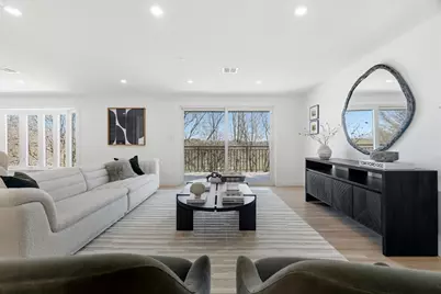 171 Shaw Rd, Brookline, MA 02467 - Photo 7