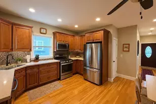 23 Bedford, Quincy, MA 02169 - Photo 5