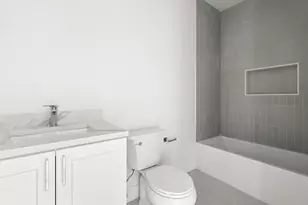 467 E 3rd St, Boston, MA 02127 - Photo 9