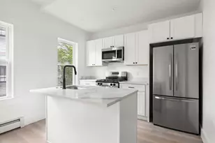 467 E 3rd St, Boston, MA 02127 - Photo 3