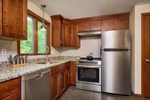 10 Robin Rd, Easthampton, MA 01027 - Photo 11