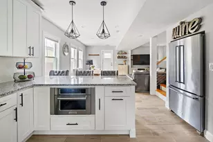 30-32 Oakland St, Newton, MA 02458 - Photo 5