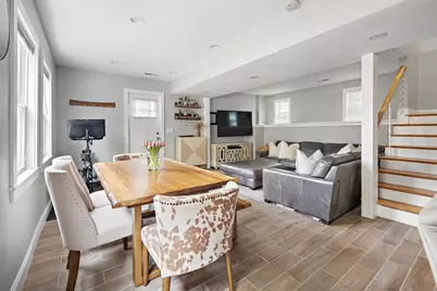 30-32 Oakland St, Newton, MA 02458 - Photo 7