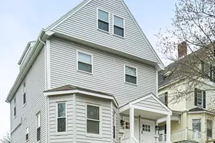 30-32 Oakland St, Newton, MA 02458 - Photo 1