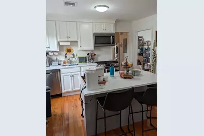 52 Raymond #52, Somerville, MA 02144 - Photo 9