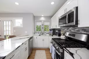 501 Auburn St, Whitman, MA 02382 - Photo 7