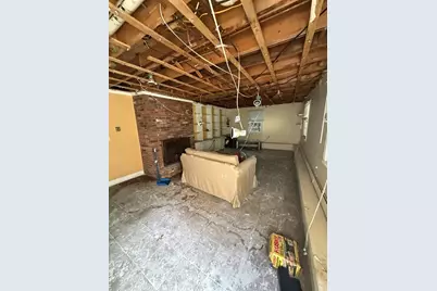 83 Seaver St, Wellesley, MA 02481 - Photo 7