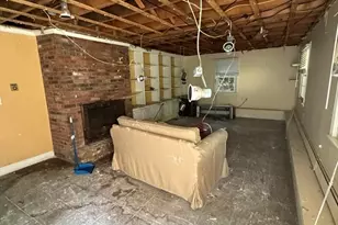 83 Seaver St, Wellesley, MA 02481 - Photo 7