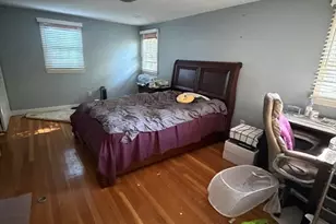 83 Seaver St, Wellesley, MA 02481 - Photo 3