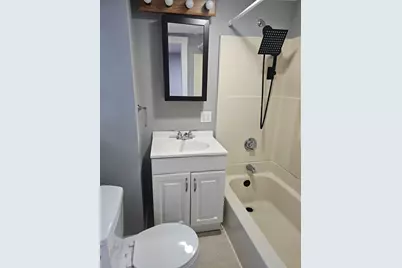 2 Buttomwood Lane #D, Auburn, MA 01501 - Photo 3
