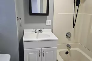 2 Buttomwood Ln, Auburn, MA 01501 - Photo 3