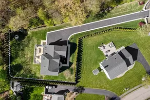 7 Dickinson Cir, Shrewsbury, MA 01545 - Photo 3