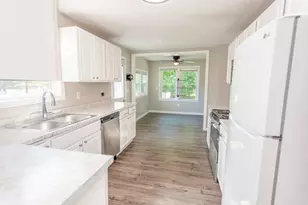 19 Prospect St, Kingston, MA 02364 - Photo 11