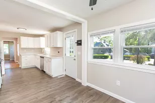 19 Prospect St, Kingston, MA 02364 - Photo 7