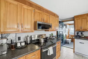 2 Walker Ave, Milford, MA 01757 - Photo 9