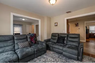 40 Falmouth St, Attleboro, MA 02703 - Photo 15